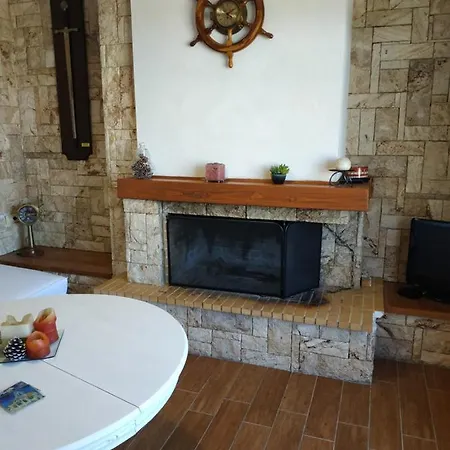Corinth Kleoni'S Cottage מראה חיצוני תמונה